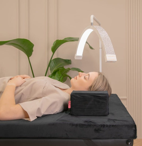 Poduszka kosmetyczna do przedłużania rzęs - Czarna - Studio Bay