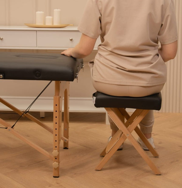 Taboret drewniany składany - Czarny - Studio Bay